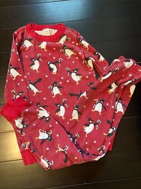Hanna Andersson Red Penguin Candy Cane Pajama Set
